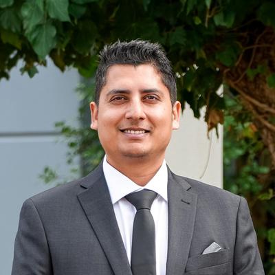 Vinay  Khosla