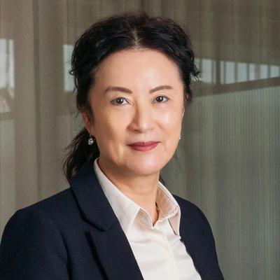 Lucy Xu