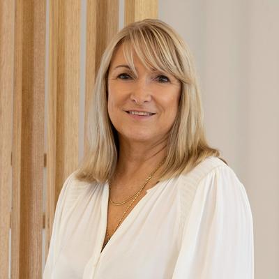 Alison Bennett
