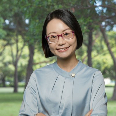 Iris Tan
