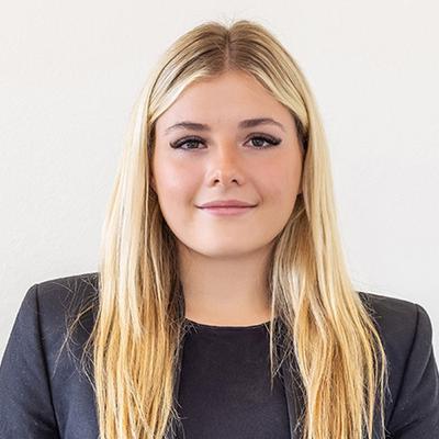 Georgia  Helyar