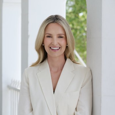 Laura Johns