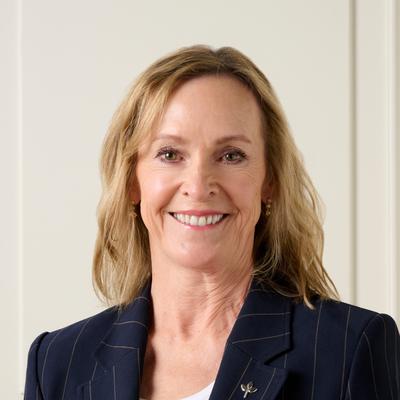 Maria  Hunt