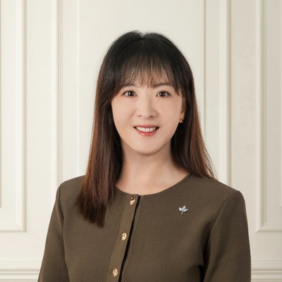Luna Tian