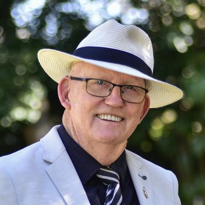 Robert  Thomson