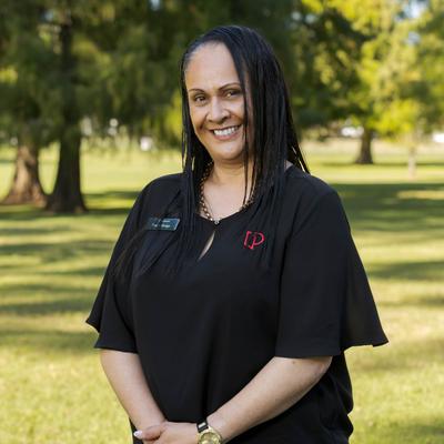 Tracey Hodge
