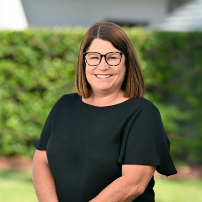 Christine Bell
