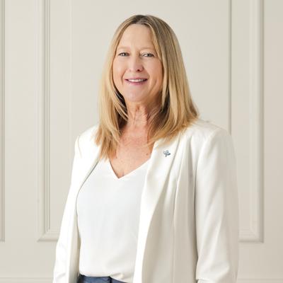 Denise  Harding