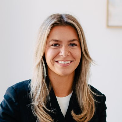 Simone Collins