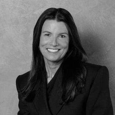 Simone Wolf