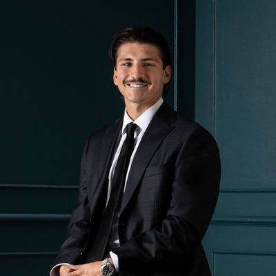 Gus  Izzo