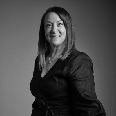 Debbie Davut