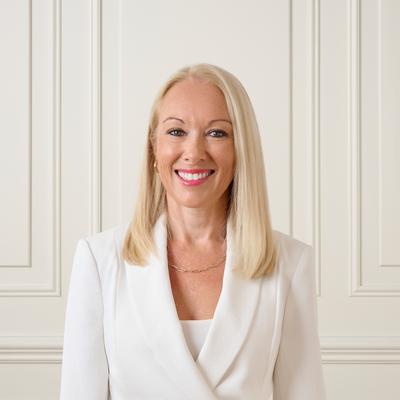 Claire Smith