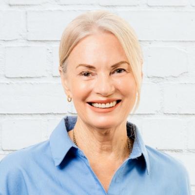 Vicky  Dinsmore