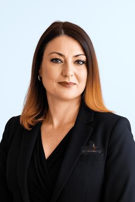 Ainslie Thomas