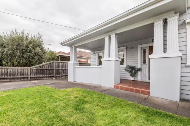 17 Everett Street, VIC 3055
