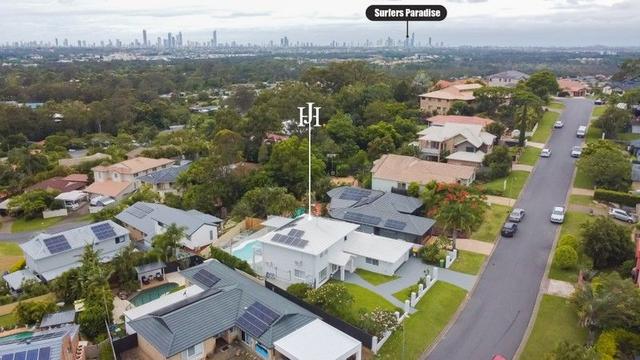 32 Woolmere Street, QLD 4211