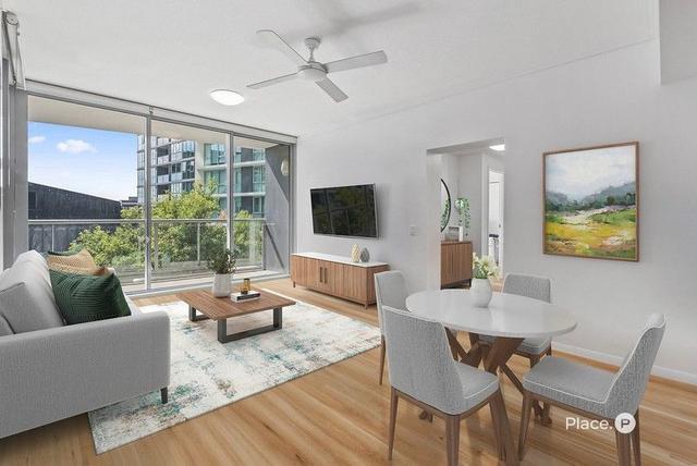 10206/8 Harbour Road, QLD 4007