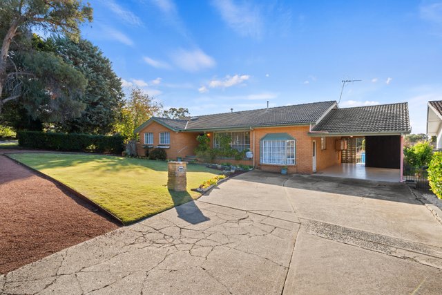 56 Mackellar Crescent, ACT 2614