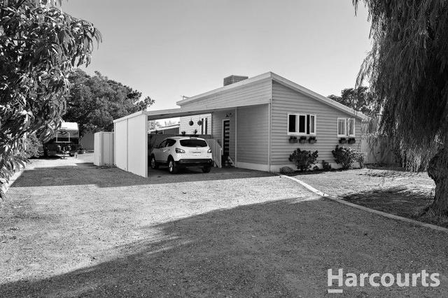 32 Flinders Street, WA 6210