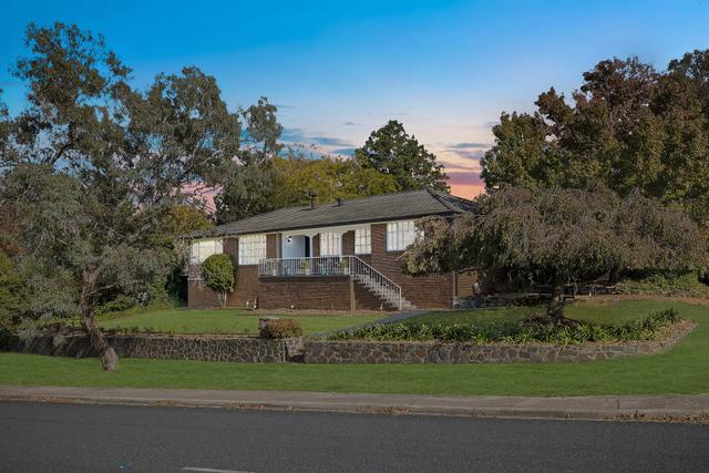 73 Alfred Hill Drive, ACT 2615