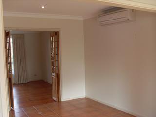 Dining Room (2011-04-29)