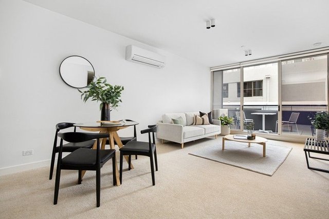 214/74 Queens Road, VIC 3000