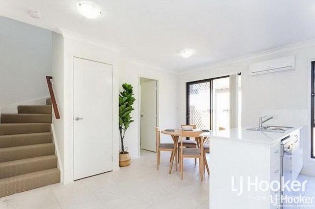 2/8-12 Wattlebrush Court, QLD 4125