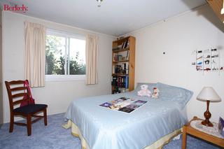 Bed 4 (2009-05-01)