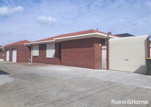 2/72-74 Walmer Avenue, VIC 3021