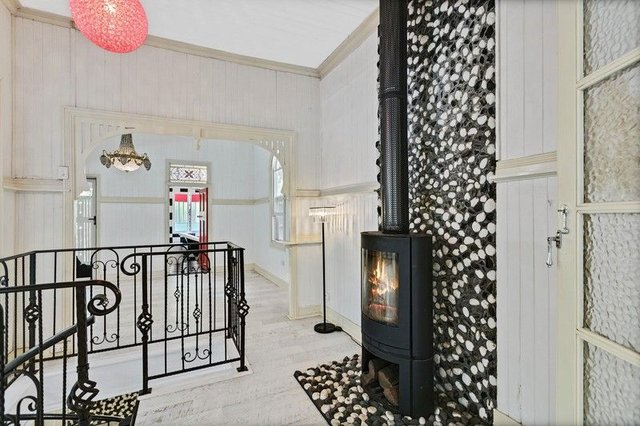 23 Cook Street, QLD 4562