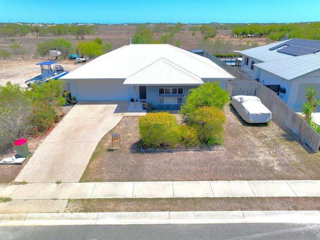 22 Banks Drive, QLD 4805