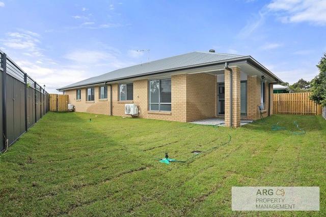 8 Love Street, QLD 4165