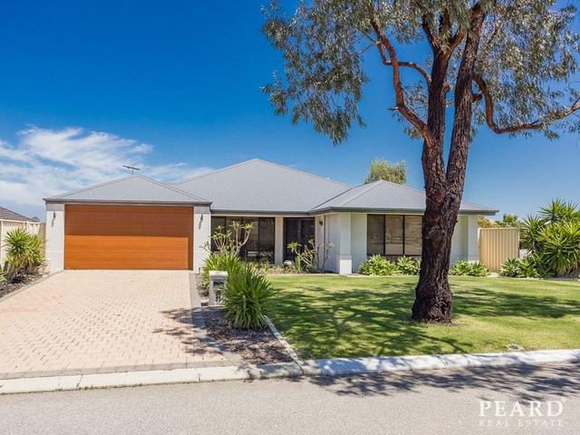 11 Carothers Meander, WA 6065