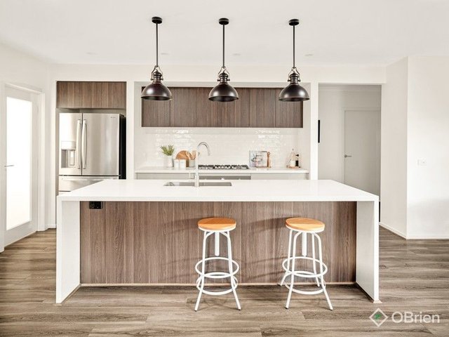 18 Altitude Drive, VIC 3977