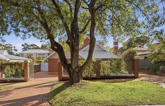 13A Riley Road, WA 6010