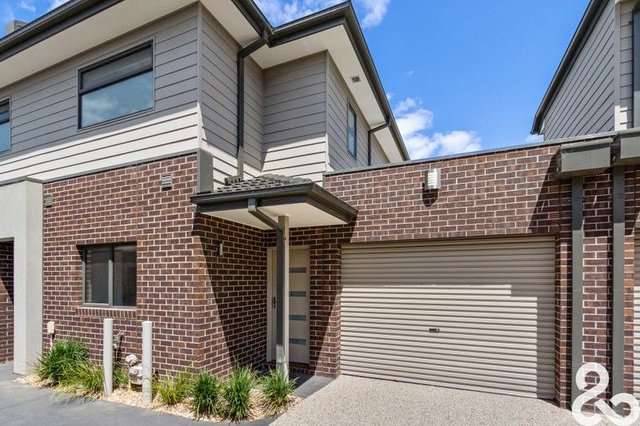 2/107 St Vigeons Road, VIC 3073