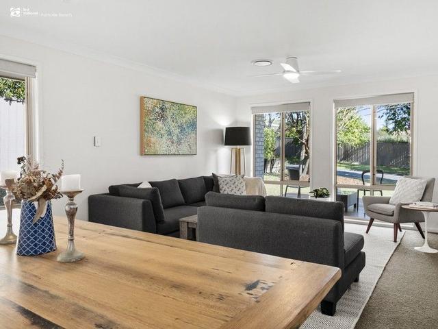 6 Urunga Drive, NSW 2489