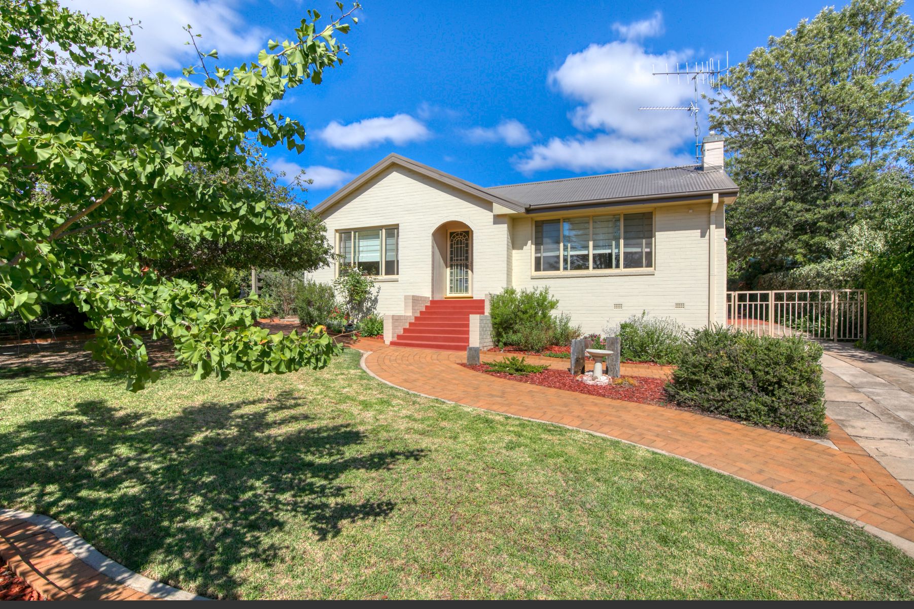 5 Weemilah Street, Yass NSW 2582 Allhomes