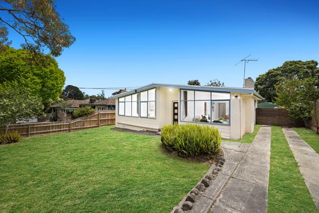 2 Essex Court, VIC 3153