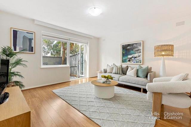 2/457 St Kilda Street, VIC 3184