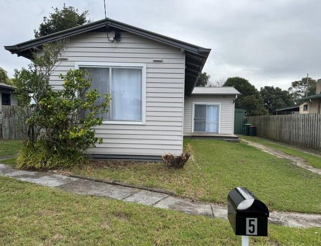 5 Roberts Street, VIC 3844