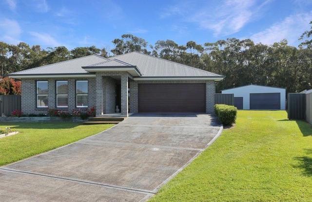 37 Martin Circuit, NSW 2324