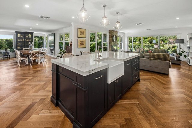 18 Woodville Road, NSW 2577