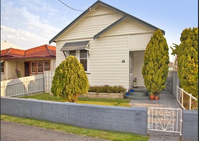 77 Braye Street, NSW 2304