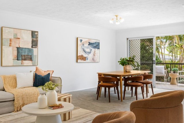 2/31 Swann Road, QLD 4068