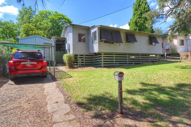 7 Waugoola Street, NSW 2808