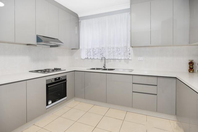 Level 3/3/12 McBurney Road, NSW 2166