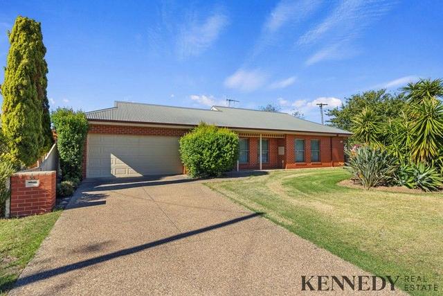 1/66 Colless Street, NSW 2647