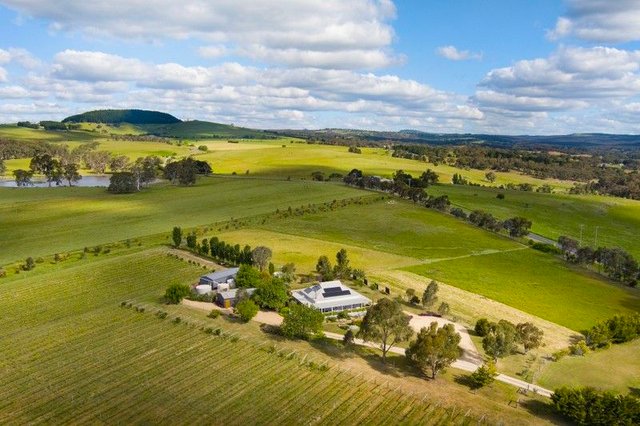 2 Whybrow Street, VIC 3461